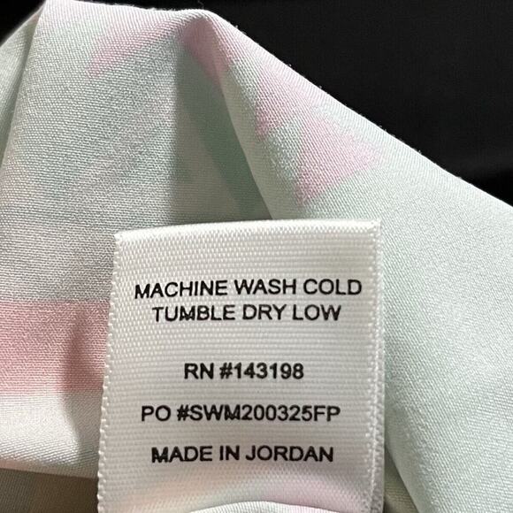 Chubbies En Fuego Aztec 7” Swim Trunks Size M Lined Beach Vacation Men's NWOT - Picture 11 of 11